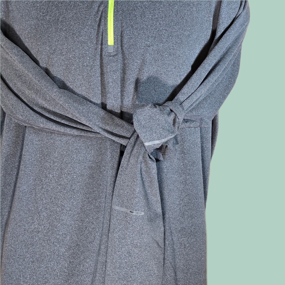Nike Dri-Fit "Running" Reflective Training Sweatshirt - Picture 4 of 12